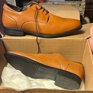 Elegant Tan Leather Derby Shoes